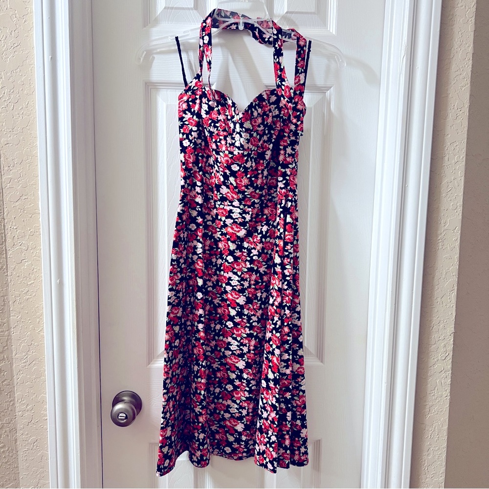 Ruby Rox Halter Top Junior’s Dress (Size: 5)